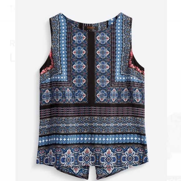 Sleeveless Patterned Top - Picture 4 of 4